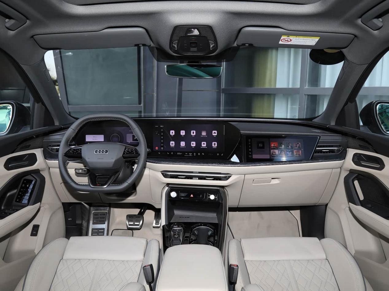 当德系驾控遇智能超混,全新XC70和全新Q5L谁更出色?