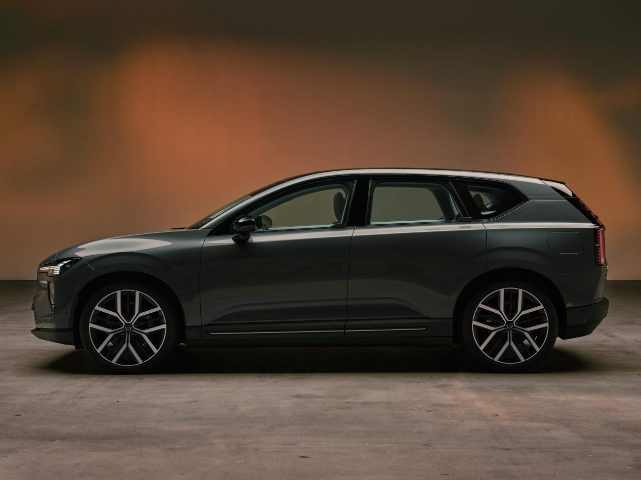 纯电EX60家族，长4.8m，续航810km，夏季交付