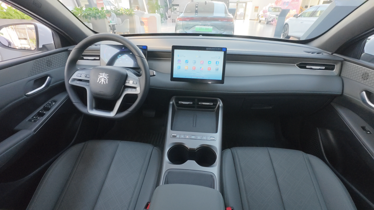 26款秦PLUS DM落地参考＋配置推荐，入手前要知晓！