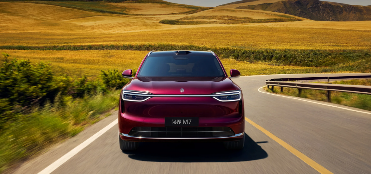 国产新能源SUV“内战” 阿维塔11和问界M7 你选谁？