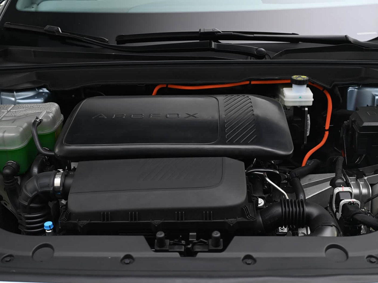 价格亲民，配合纯电增程双动力，全新阿尔法S5值得入手吗？