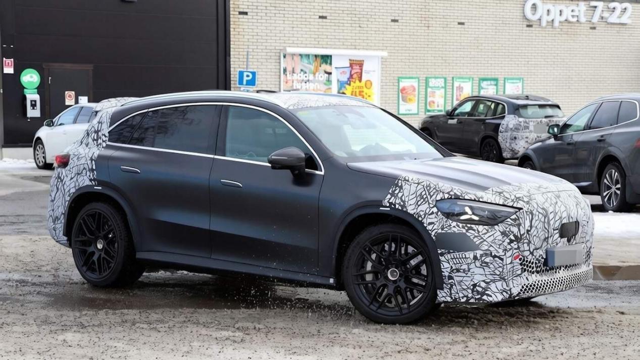 大众ID.Polo亮相，宝马、奔驰押宝高性能市场