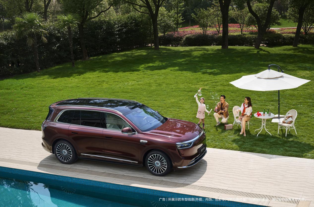 17万家庭热门之选，问界M8做对了什么？