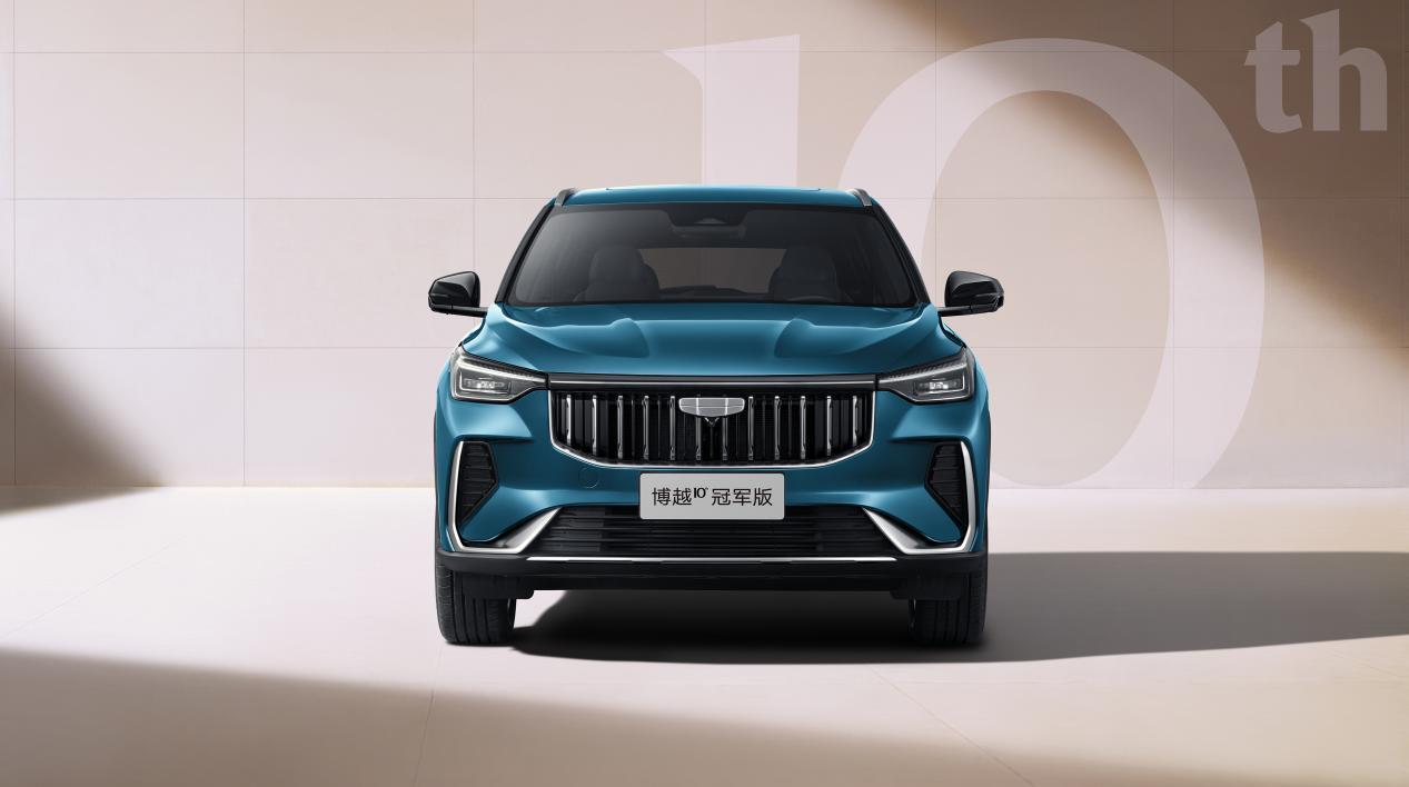十年博越，为什么说它成了“国民家用SUV”的一个答案？