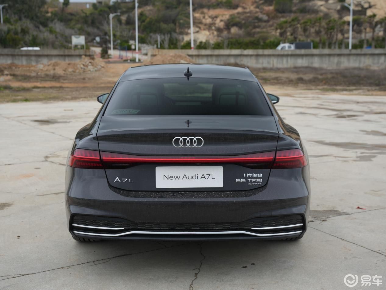 奥迪a7l前脸-内饰-易车