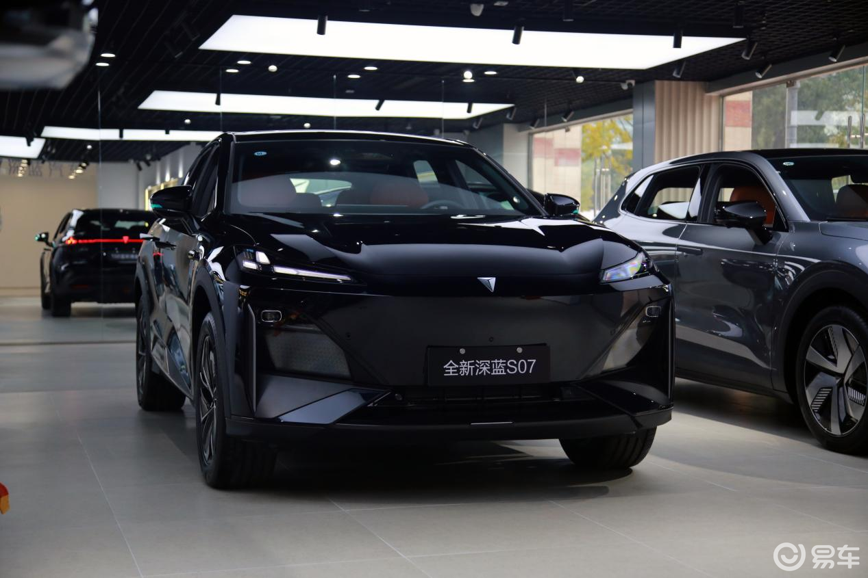 同级同价就怕比细节 全新深蓝S07和海狮06你会选谁?