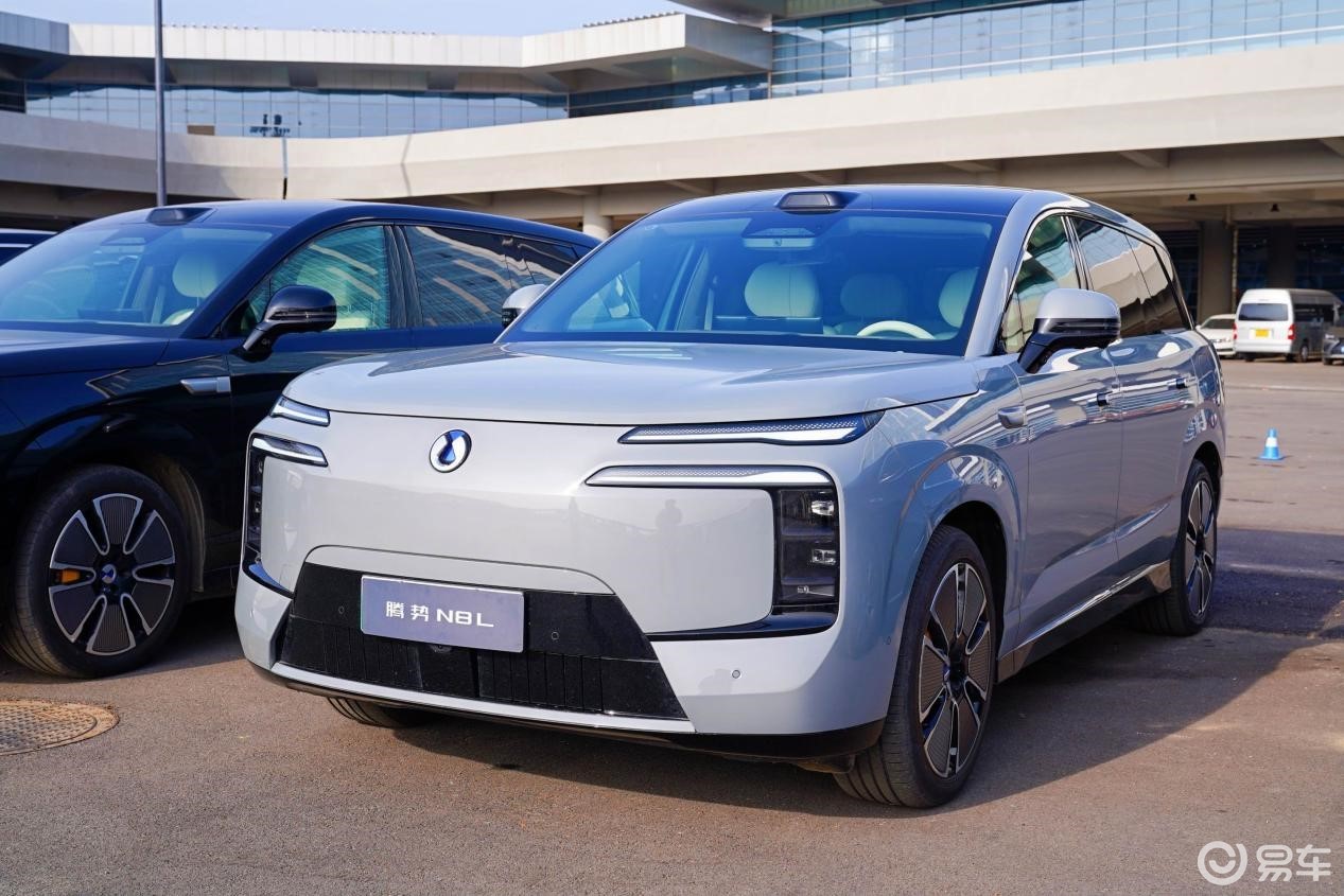 腾势N8L对比试驾会圆满举办