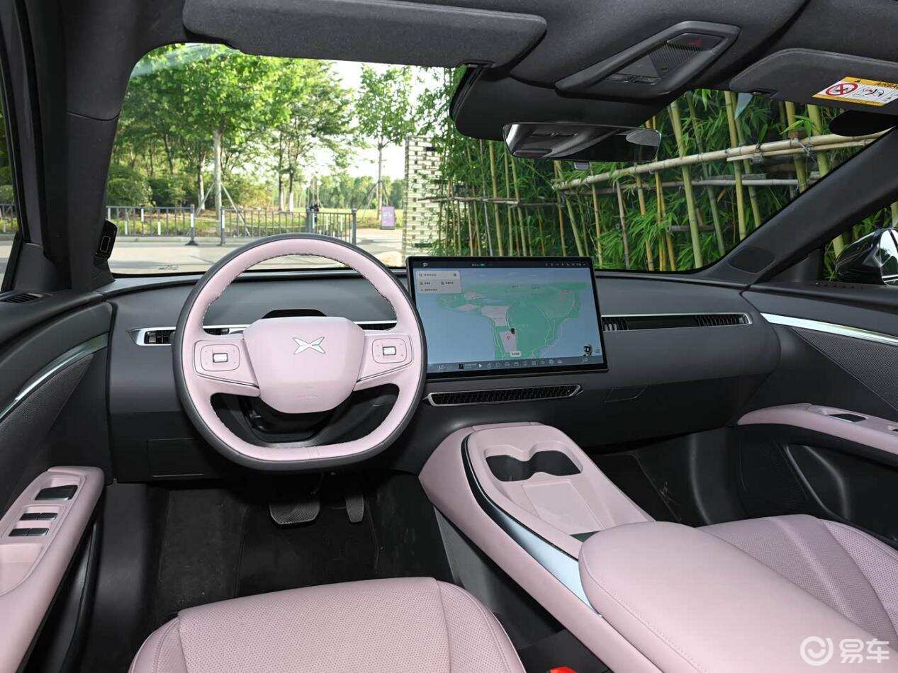 空间、舒适与性能都要,长安启源A06和小鹏M03怎么选?