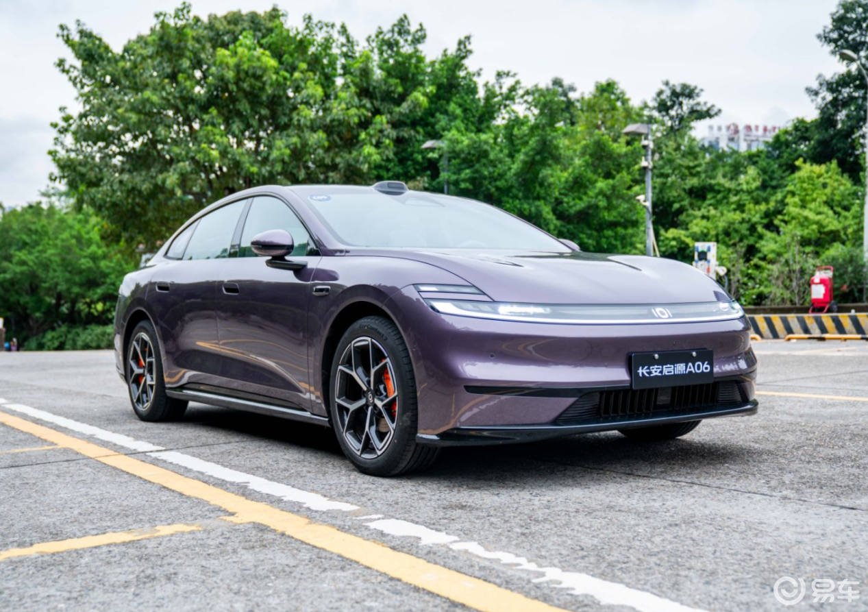 空间、舒适与性能都要，长安启源A06和小鹏M03怎么选？