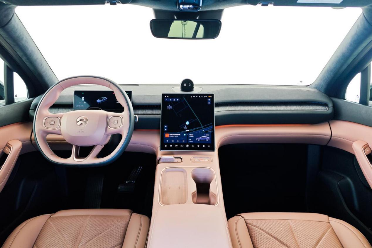 蔚来ec6日行灯-中控屏幕-内饰-易车