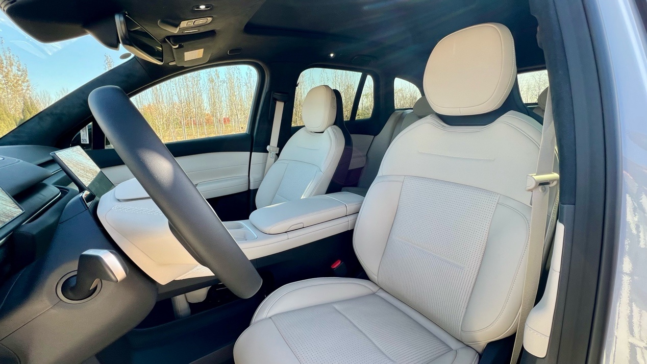 蔚来es6车头-转向灯-座椅-易车