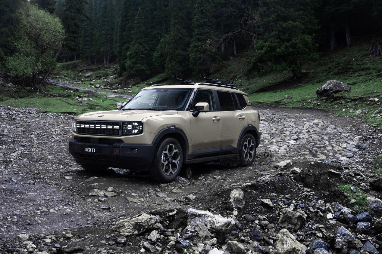 捷途山海T1四驱版即将上市，三电机真四驱开启旅行全场景