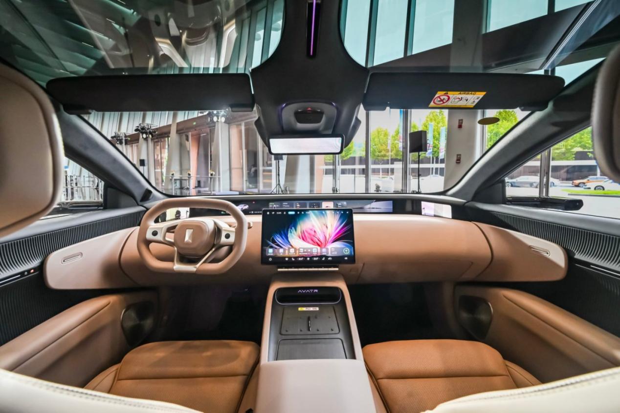 阿维塔12四激光版上市，25.99万起，选车指南看这篇