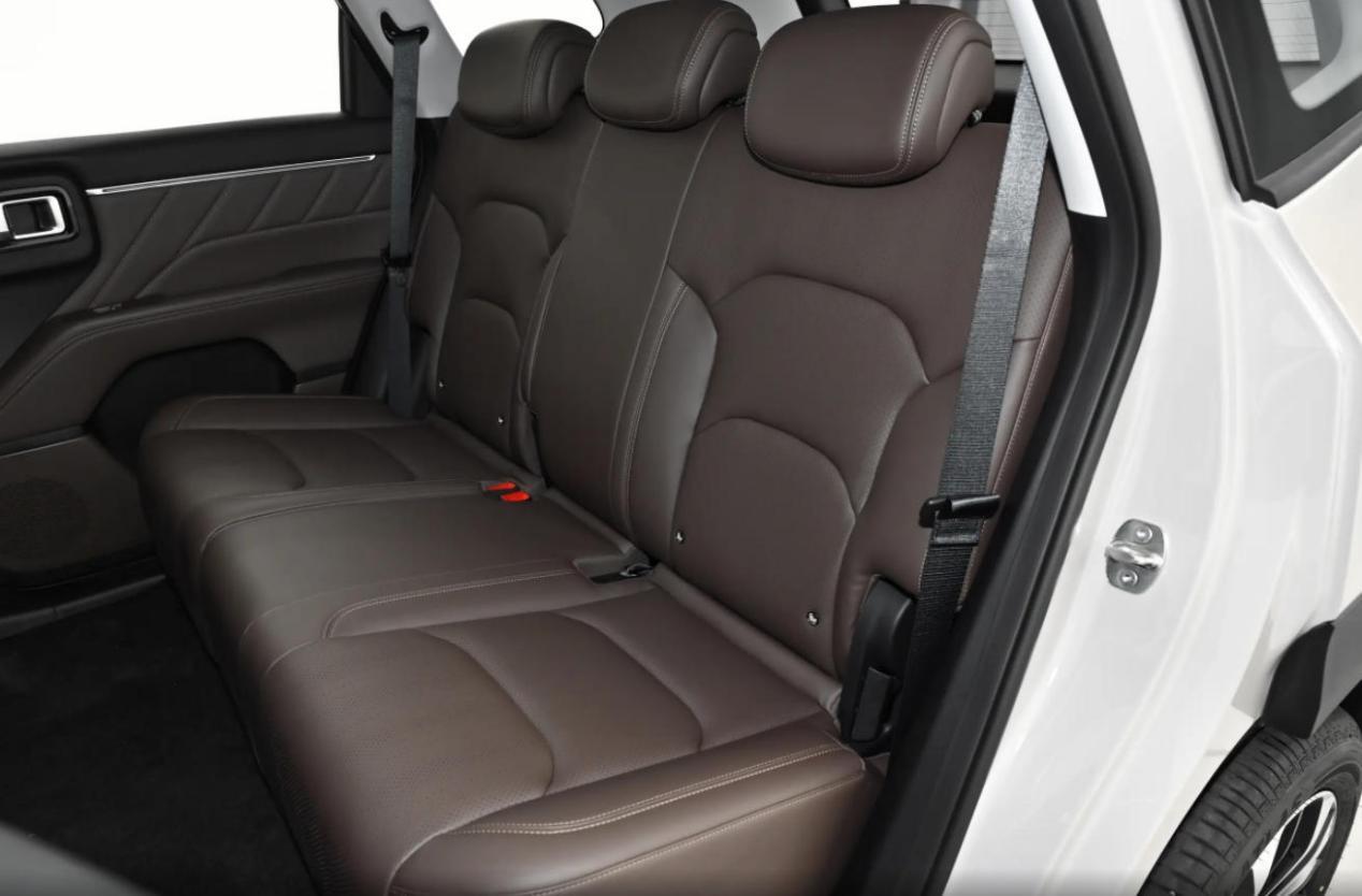 5万多的SUV能买吗,五菱星光560,法系独立悬挂