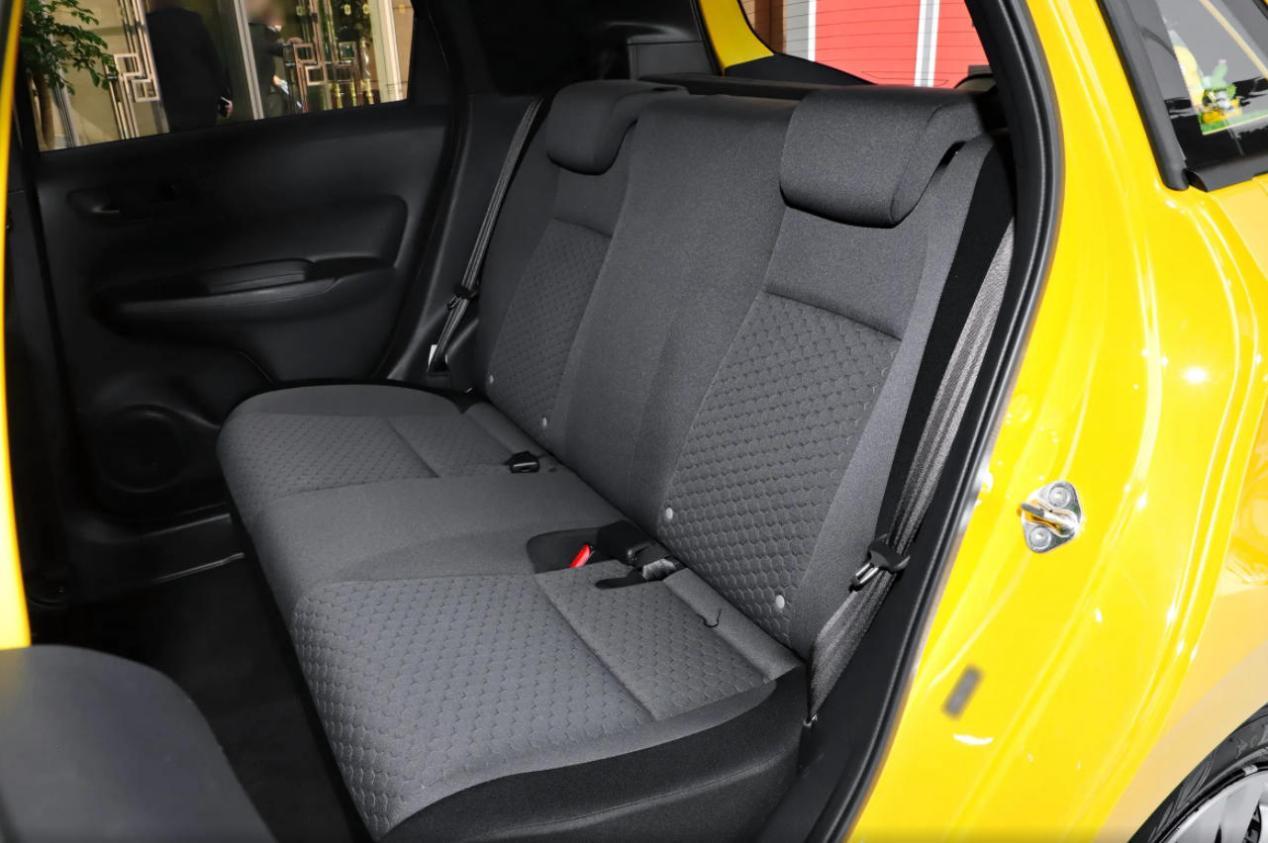 飞度对比星愿,价格接近,为何销量差10000倍