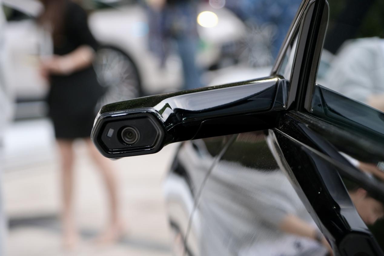 新阿维塔12售价29.39万起,阿维塔06T开启预售!