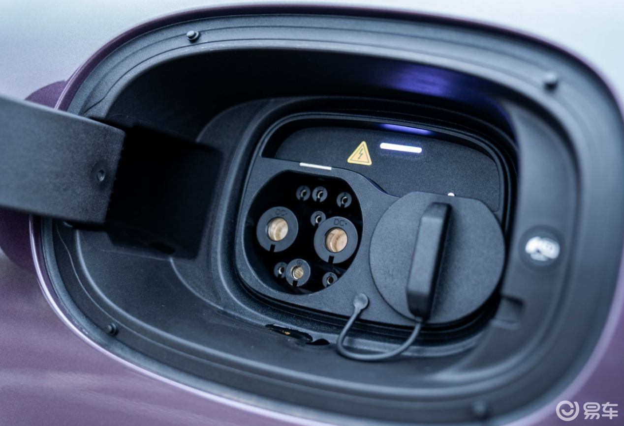 空间、舒适与性能都要,长安启源A06和小鹏M03怎么选?