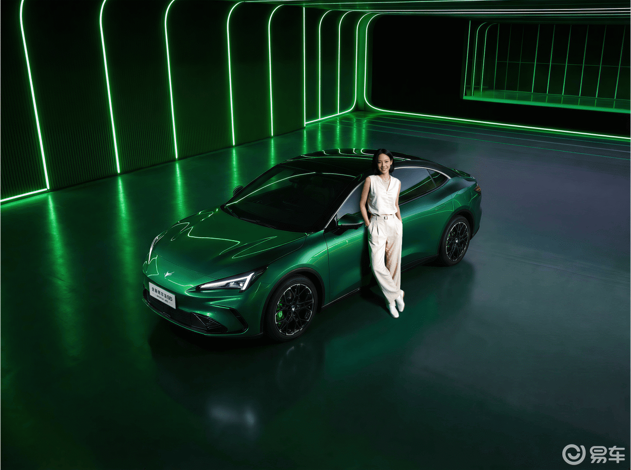 极狐全新阿尔法S5上市 补贴价9.98万起