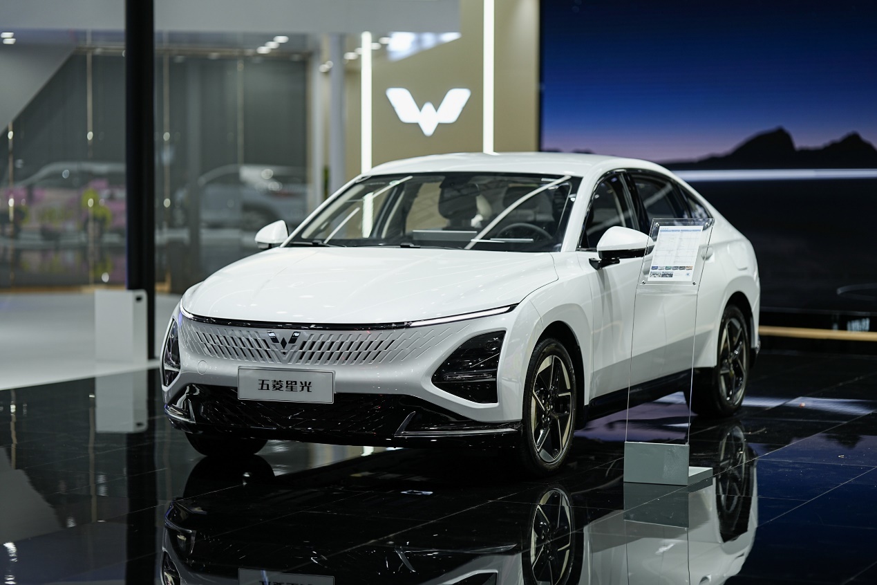 0 星光车展实拍hgq03563-opq640366711.jpg