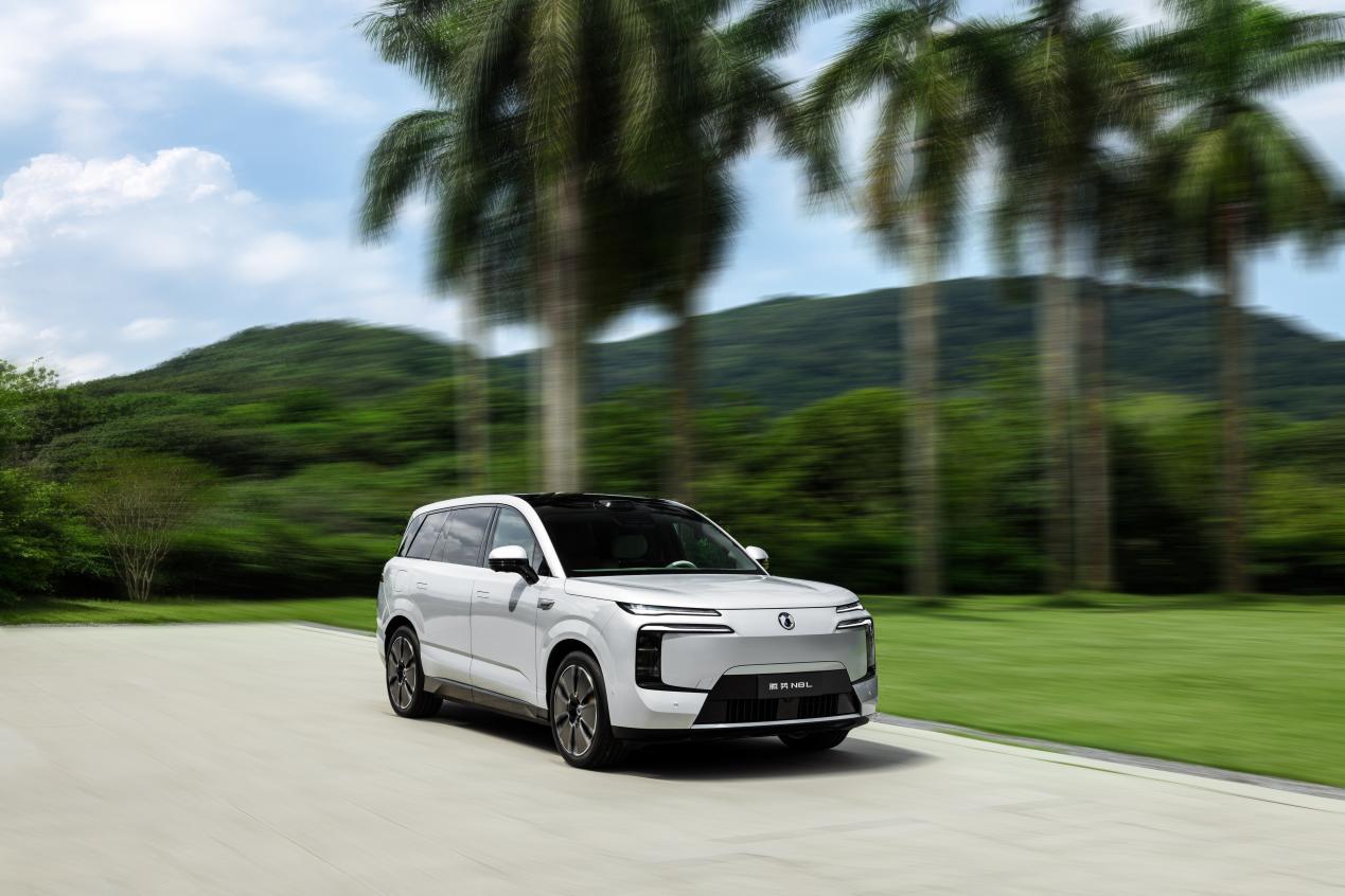 比理想L8能装、比问界M7灵活?腾势N8L值得入手吗?