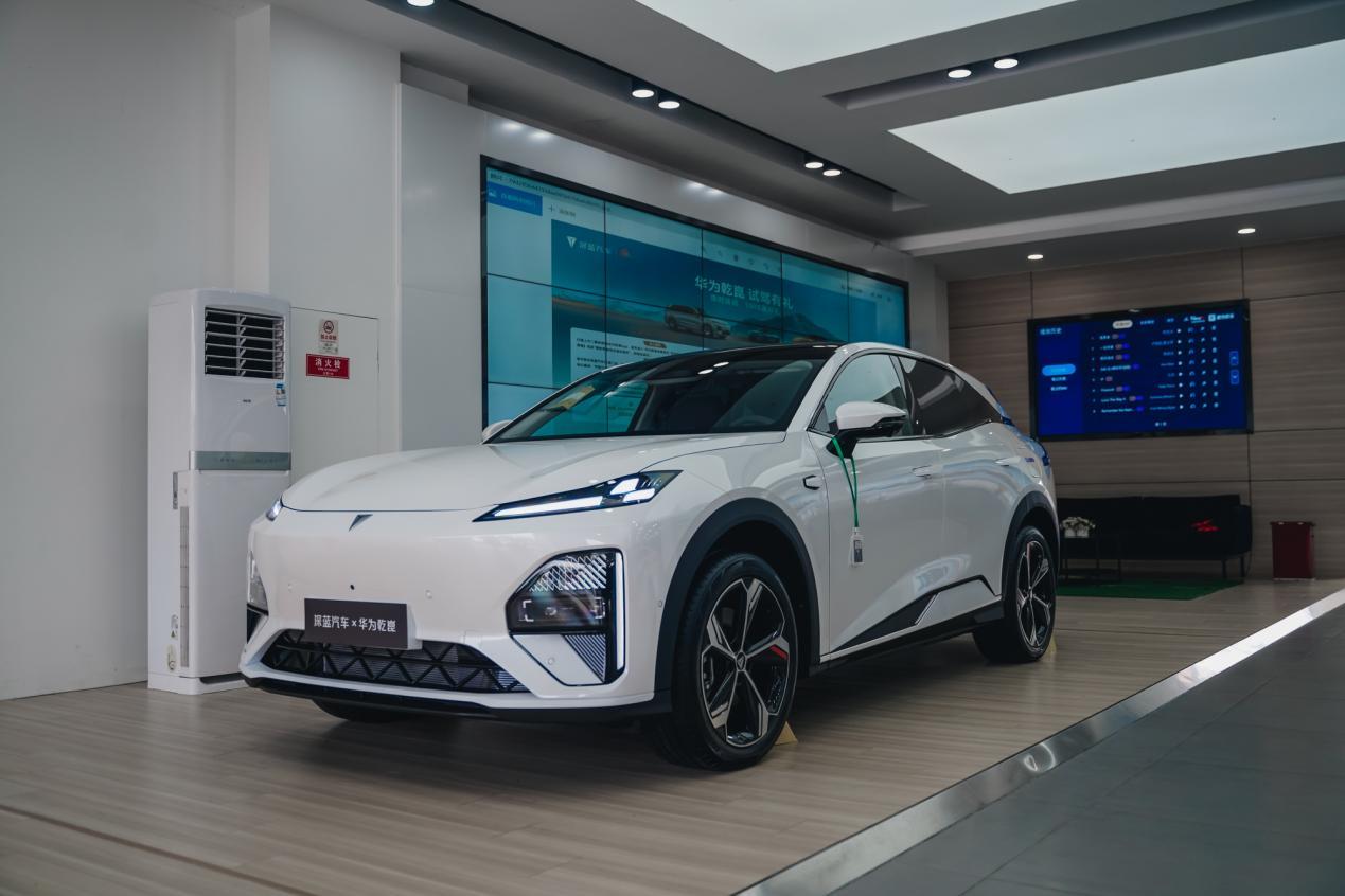 15万级实用 SUV ，海狮06 还是全新深蓝 S07