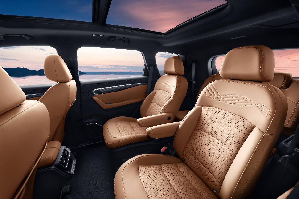 1.5T发动机三种座椅布局,新豪越L将于11月10日亮相