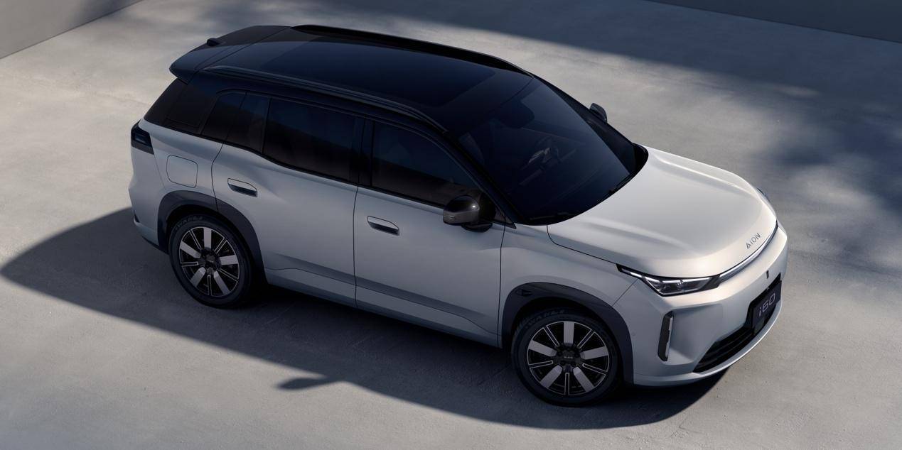 埃安i60开启预售，双动力可选，增程版续航达1240公里