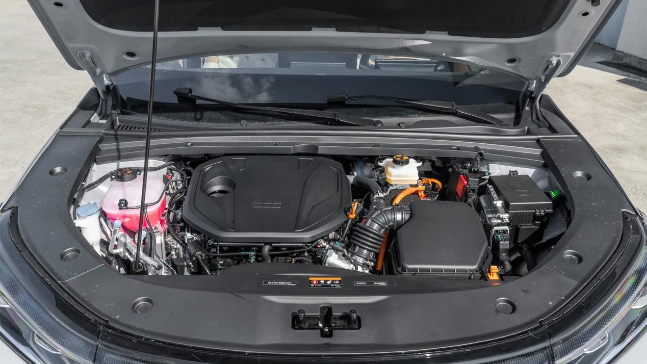 10万元预算车:银河A7与秦L深度对比,谁更值得入手?