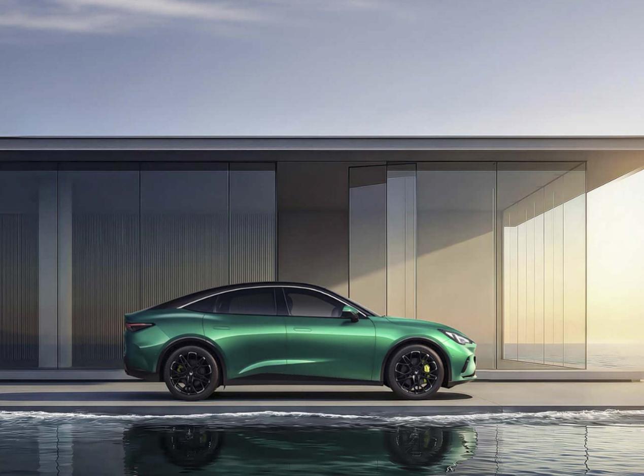 新款极狐阿尔法S5降价?预售补贴价为11.28万起!