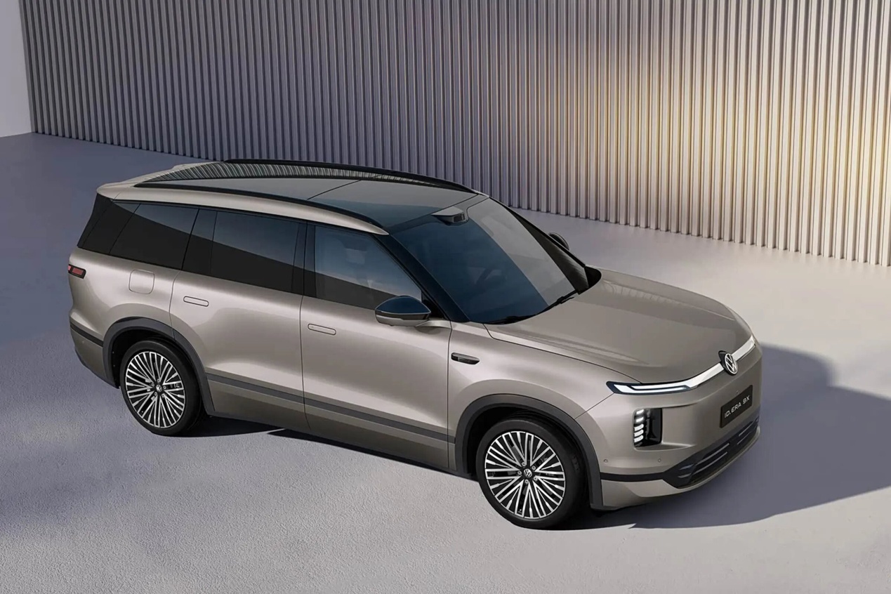 大众ID.ERA 9X突袭,能否掀翻理想问界的“王座”?