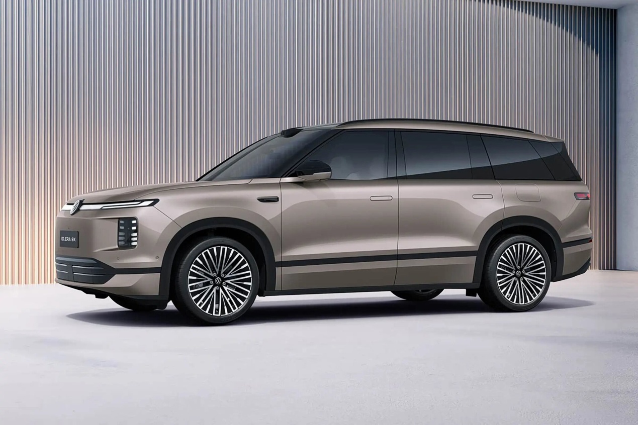 大众ID.ERA 9X突袭,能否掀翻理想问界的“王座”?