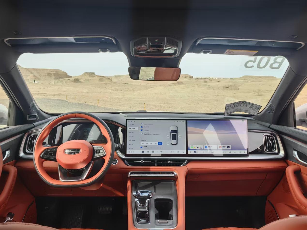 试驾星越L i-HEV，玩转新疆戈壁滩，这表现够硬核吗？