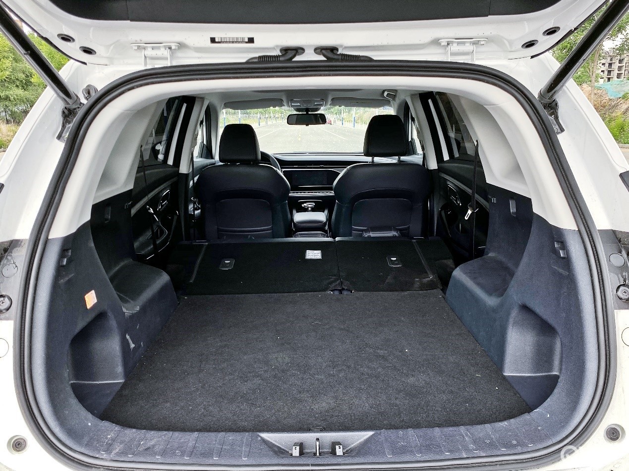 长安欧尚x7后排座椅_最大扭矩_倒车影像