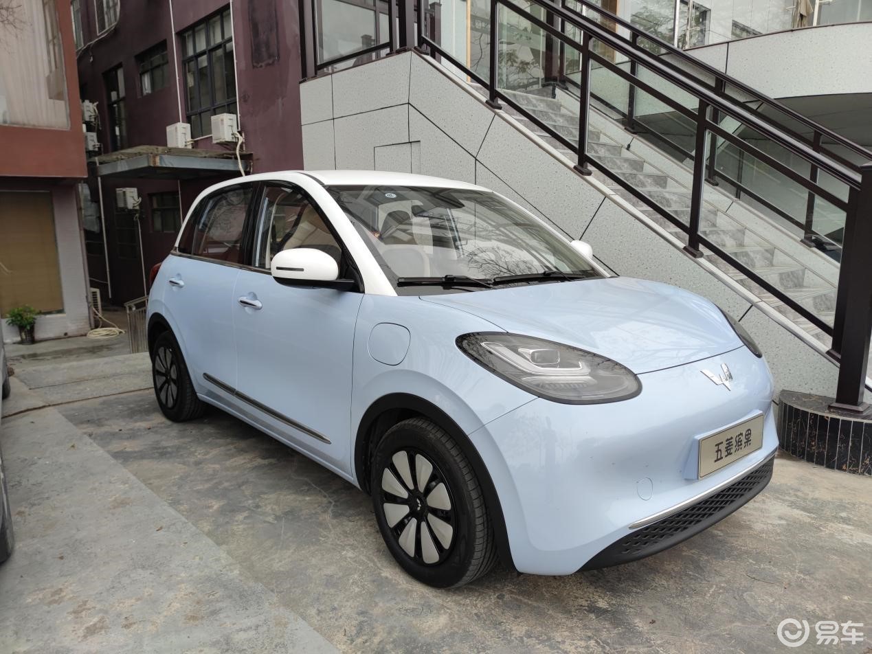 25英寸一体式联屏缤果还配备了esc,自动大_易车