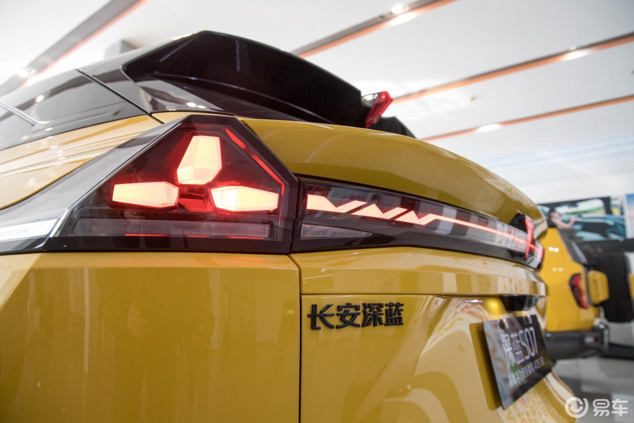 深蓝S07对比海狮06，谁才是你日常出行的全能帮手