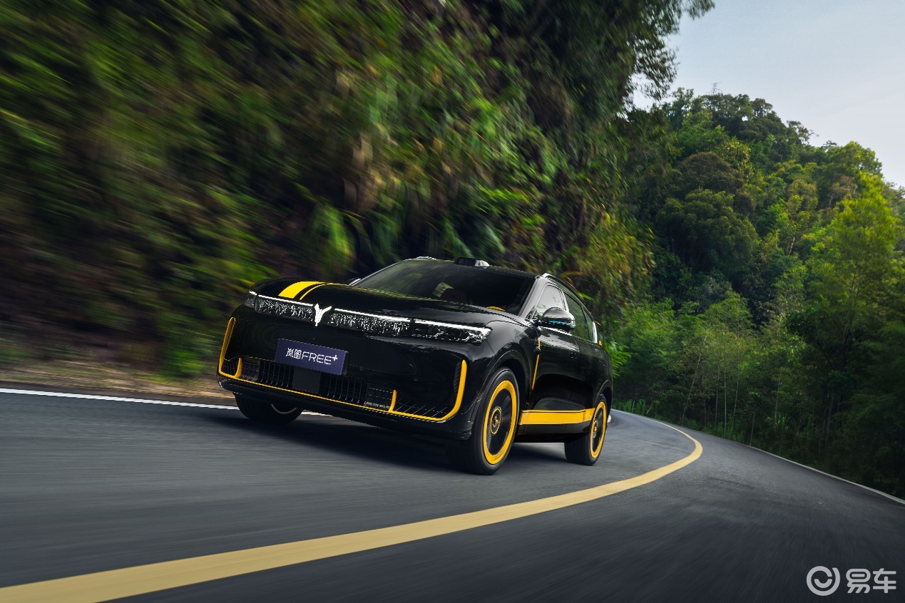 岚图FREE+运动定制版上市 指导价27.99万元