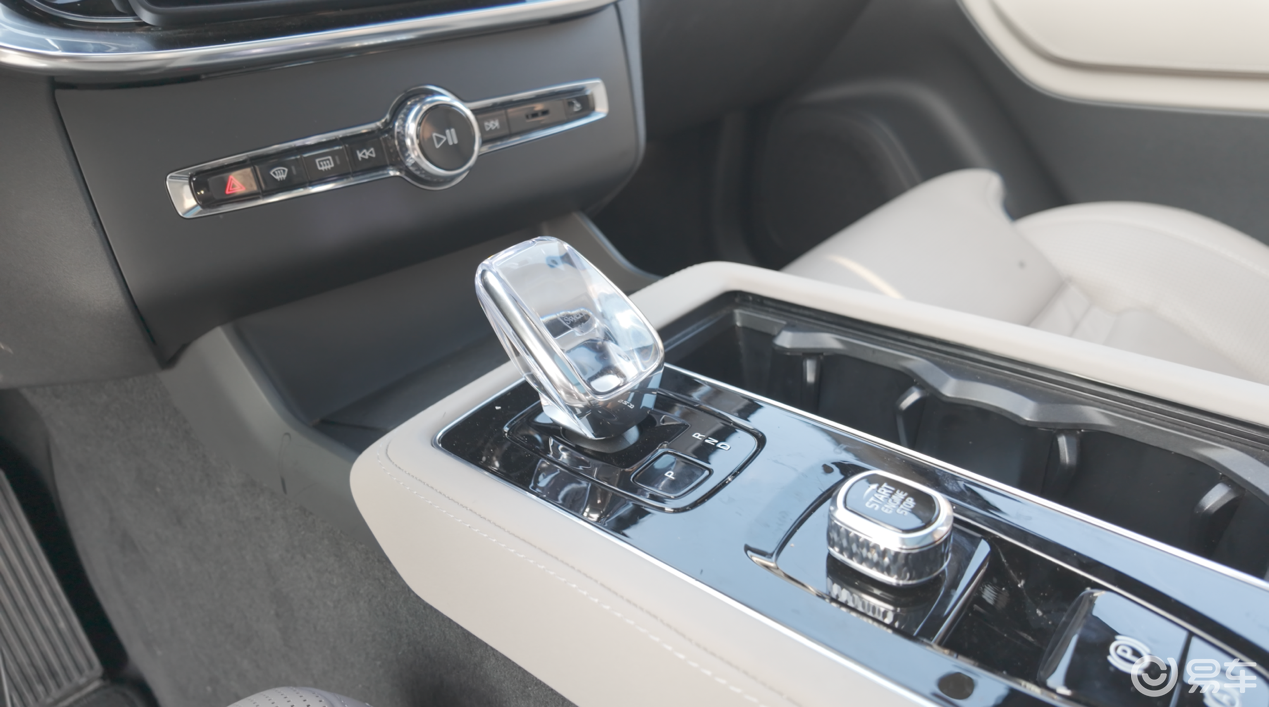 试沃尔沃XC90 T8: 65万买全进口豪华旗舰SUV