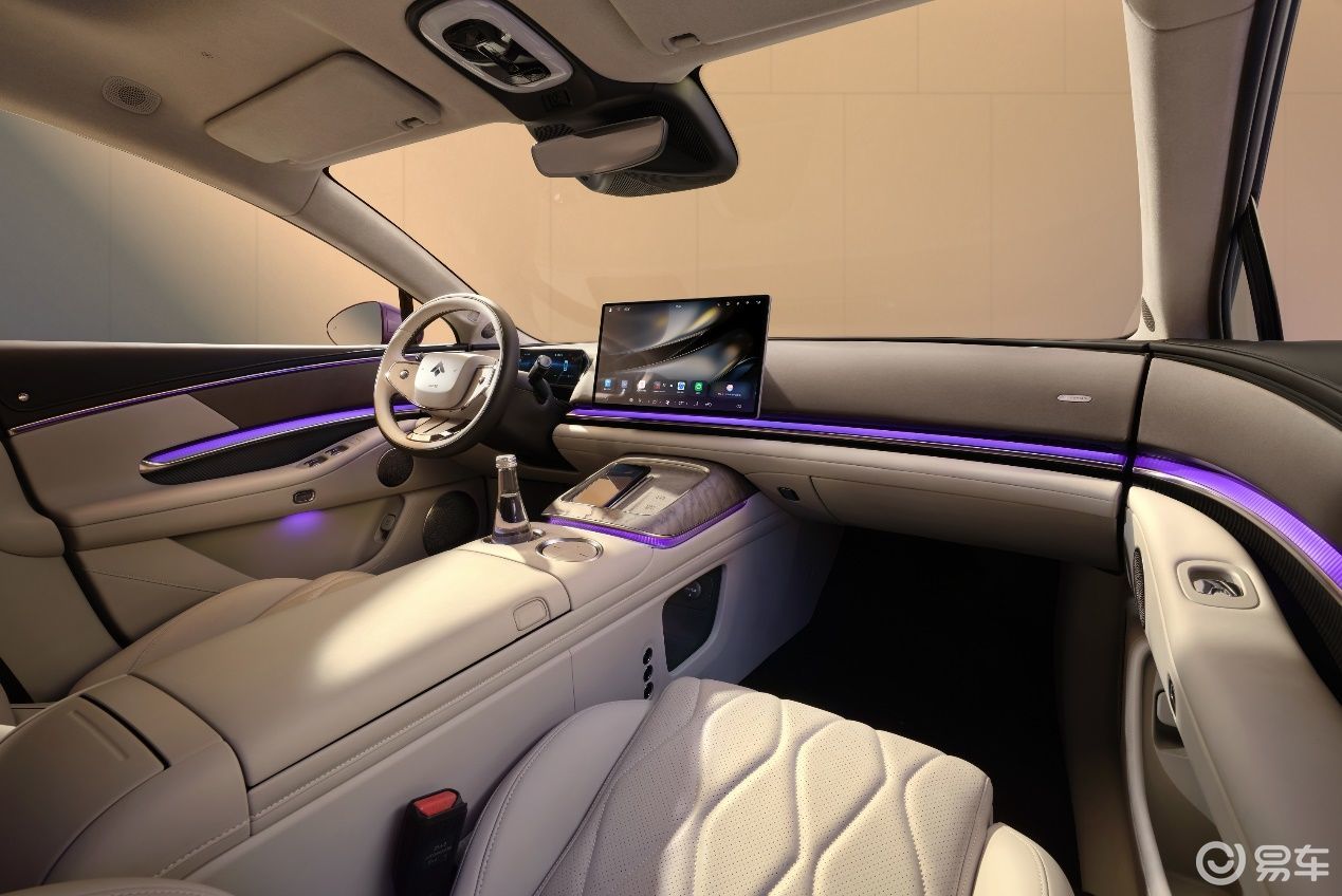 广汽昊铂A800内饰首发,为高速L3商用冲刺