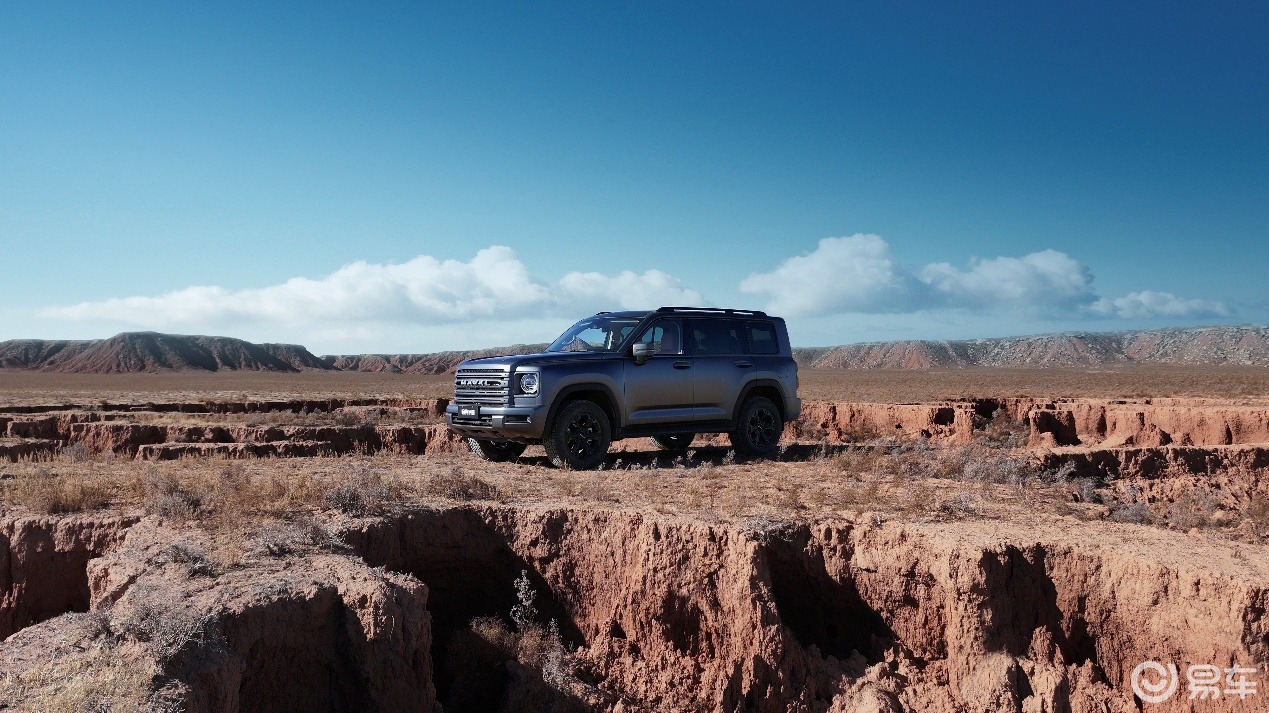 二代哈弗H9穿越版限时换新价23.29万起