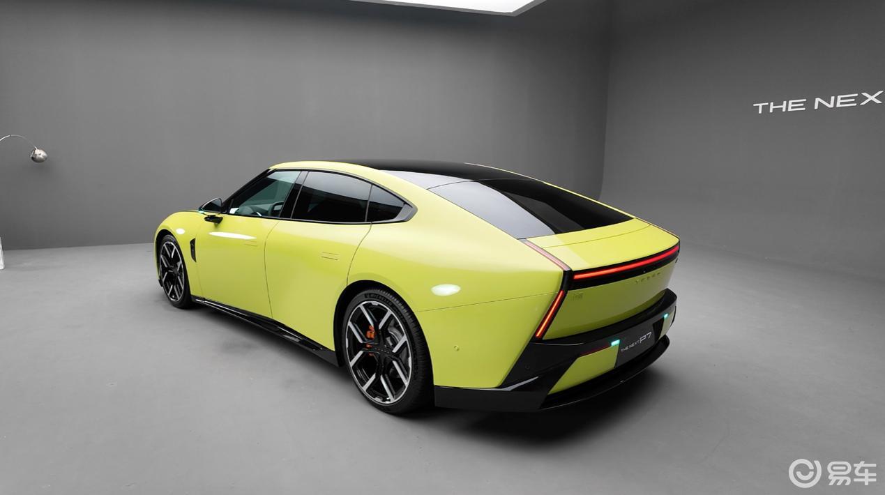 特斯拉Model 3小鹏P7和小米SU7，顶流之间如何选