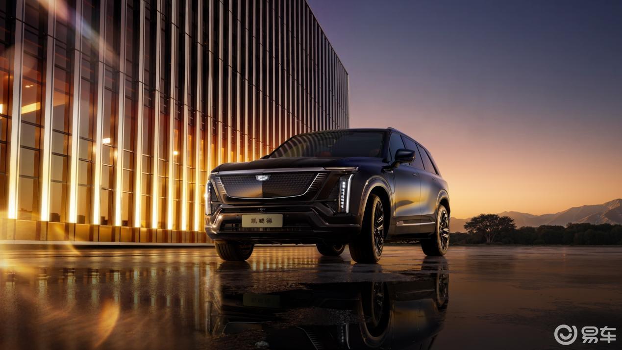 凯雷德的“弟弟”，凯威德内饰首秀