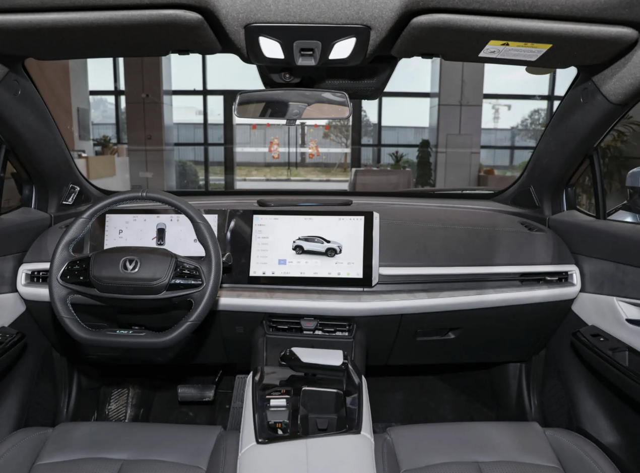 长安uni-t车身-内饰-独立悬架-易车