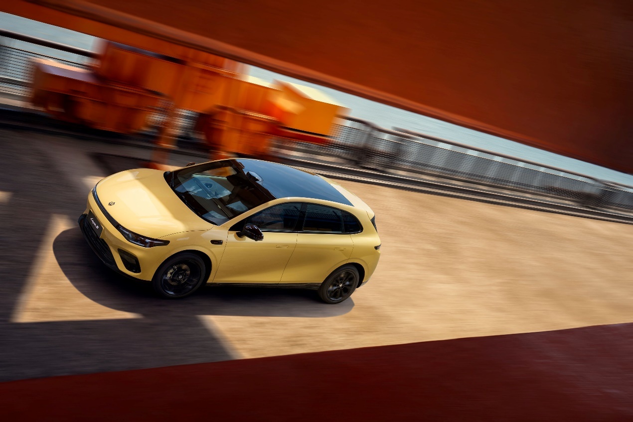 零跑Lafa5正式上市 重塑10万级纯电轿跑价值标杆