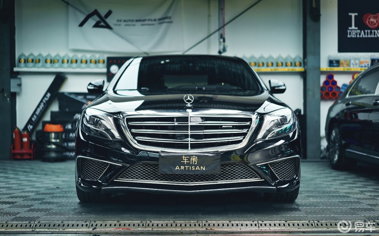 12缸的奔驰amgs65不仅残暴它贴的车衣花了这么多钱