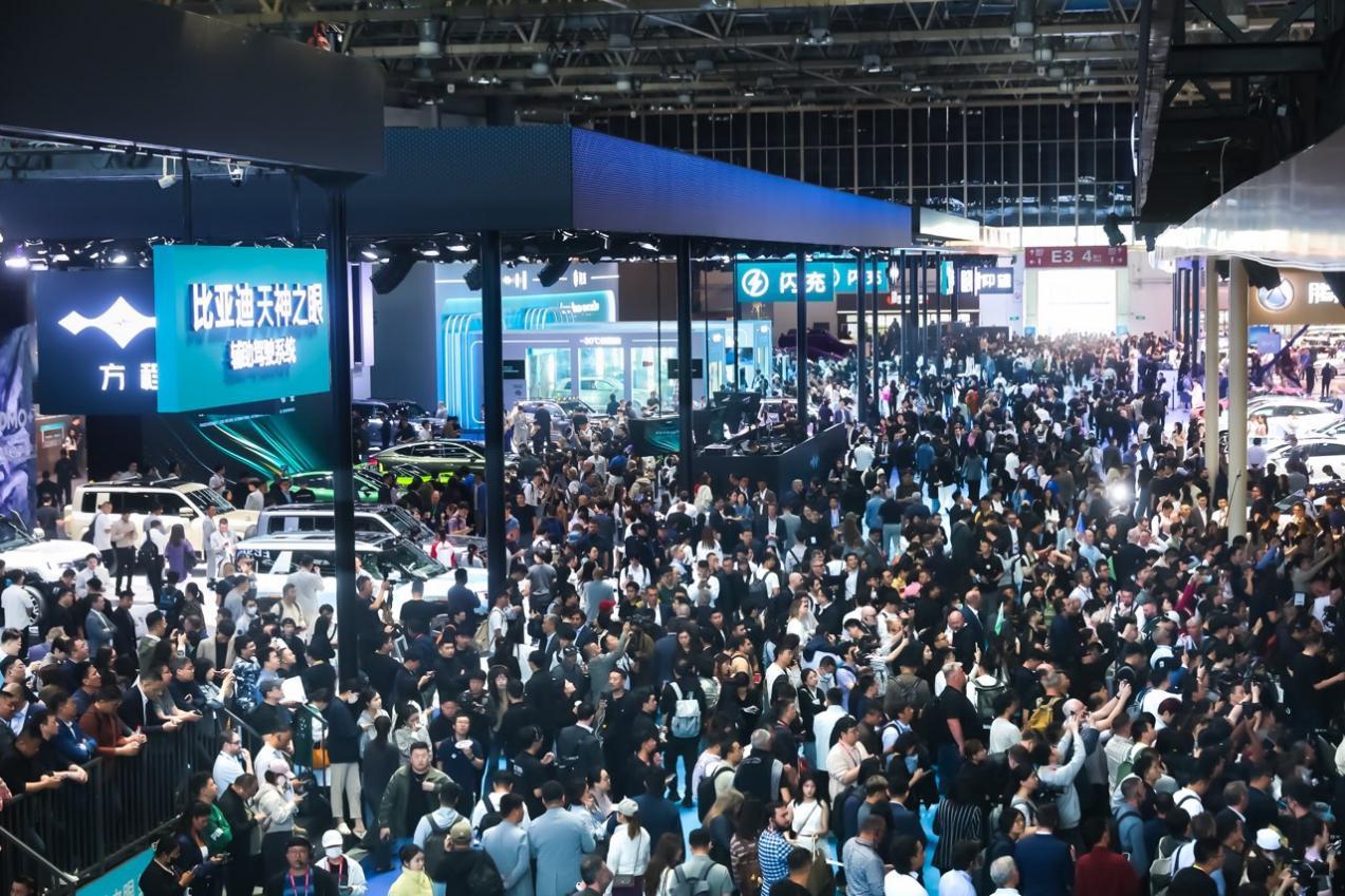 炸场北京车展！比亚迪包下E3馆，四大品牌+黑科技全员亮相