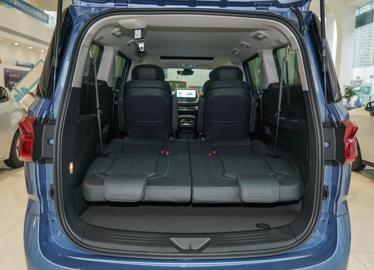 上汽大通maxus g20新车定位旅行车