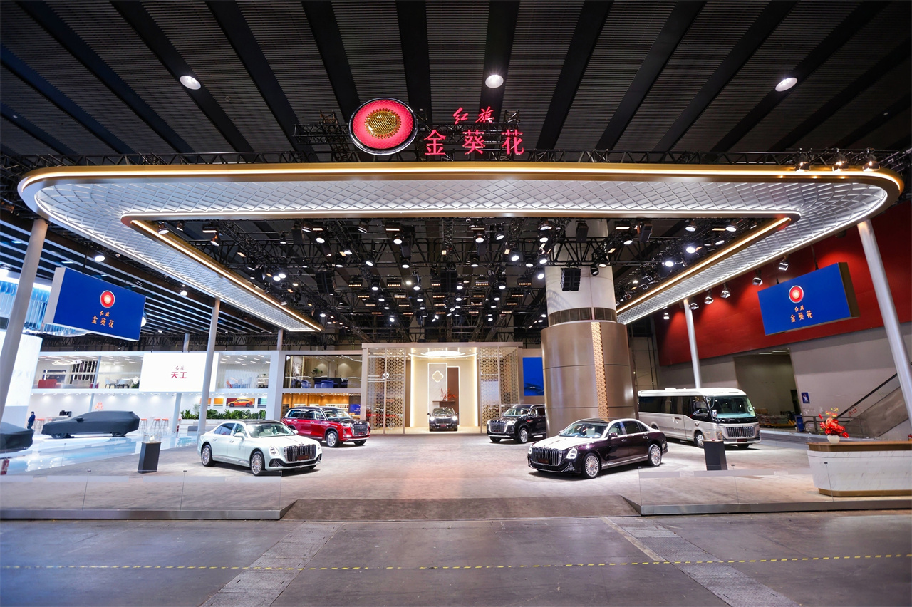 超豪华的顶端是文化艺术，红旗金葵花以国车匠心树立时代典范