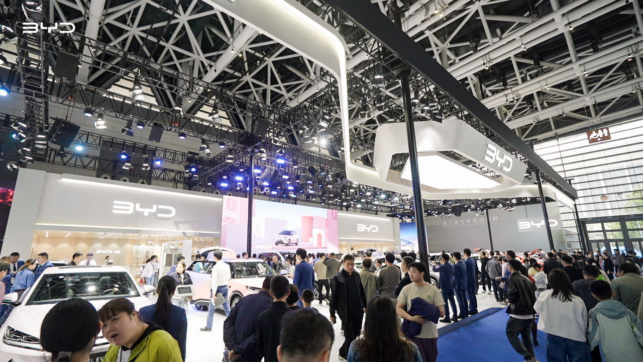 比亚迪大唐 EV 25 万起预售