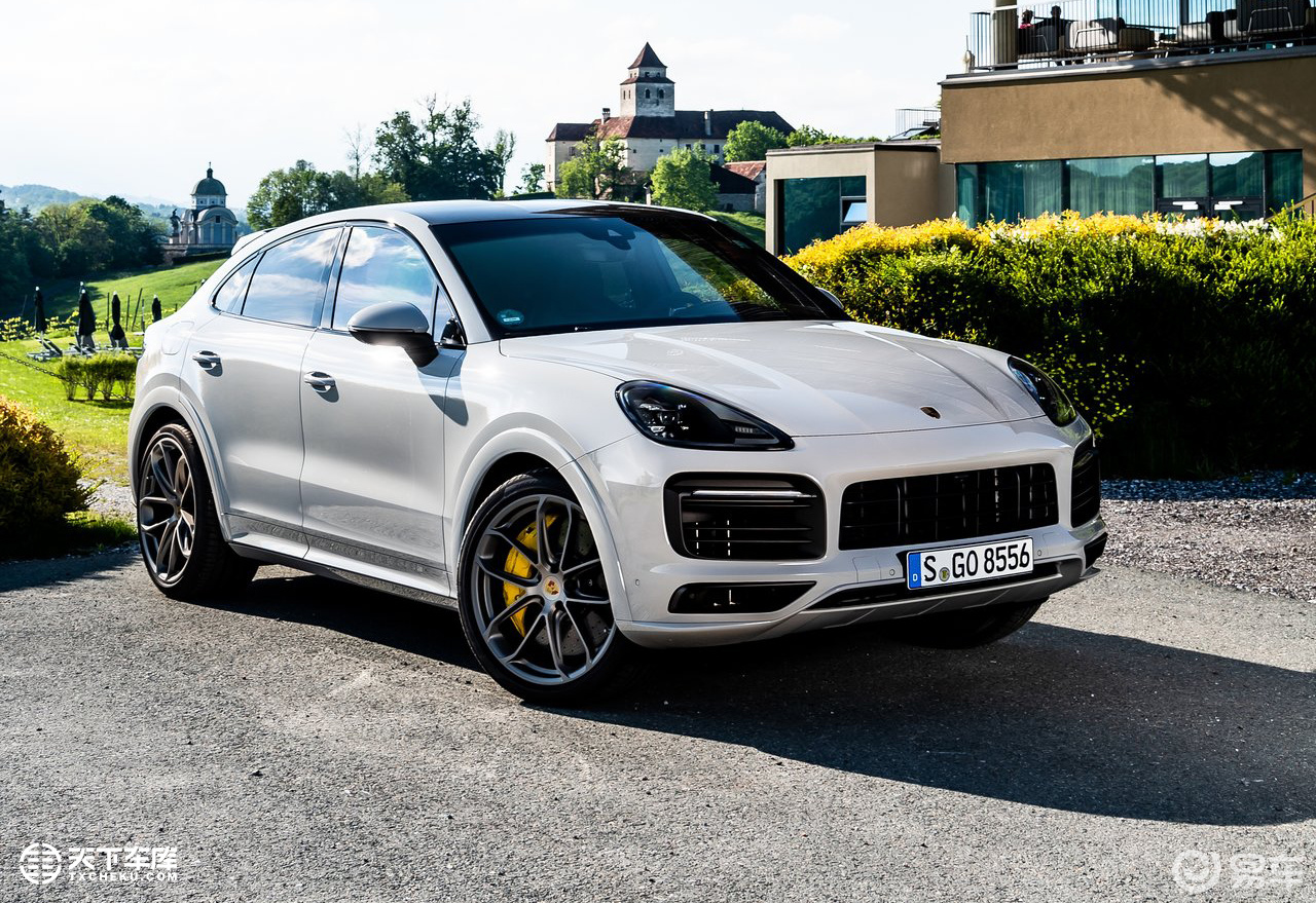 传奇历史锐不可挡跑车基因驰骋天下全新保时捷卡宴 创造传奇