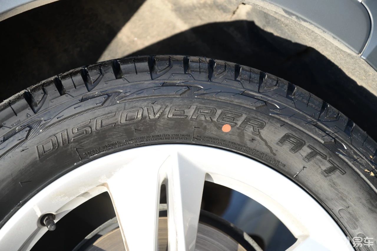 畅行都市 驰骋野外 固铂discoverer att轮胎